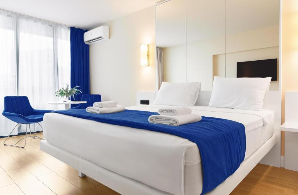 Best House Orbi City Aparthotel Batumi Exterior photo